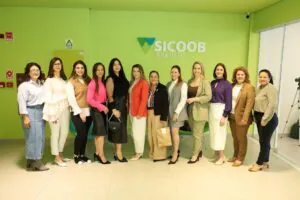 Linha de crédito especial para empresárias é lançada pelo Sicoob Arenito