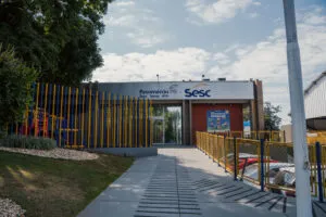 Campanha do Agasalho do Sesc recebe doações nesta terça-feira em Umuarama