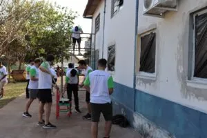 No Dia de Cooperar, Sicoob realiza obras na Casa Dona Maria da Sopa em Umuarama