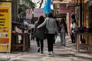 Funcionamento facultativo: comércio de Umuarama poderá abrir durante o Carnaval