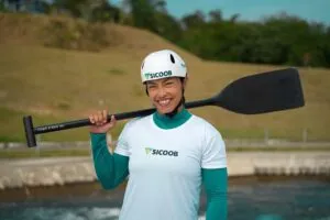 Sicoob anuncia patrocínio à atleta olímpica Ana Sátila, destaque mundial da canoagem