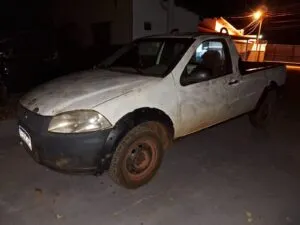 Carro com placas adulteradas é apreendido; polícia investiga ligação com desaparecimento