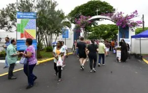 Umuarama abre chamamento para venda de flores, velas e alimentos no Dia de Finados