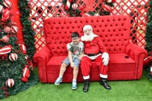 Pacientes do IAITEA se encantam com passeio de Natal no Shopping Palladium