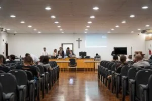 Julgamento de ex-policial acusado de matar ex-companheira a facadas acontece em Umuarama