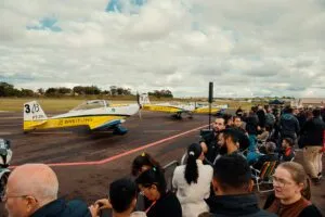 Air Show encanta público no primeiro dia e promete mais emoções neste domingo em Umuarama